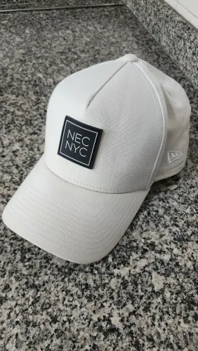 Bone New Era original lindo