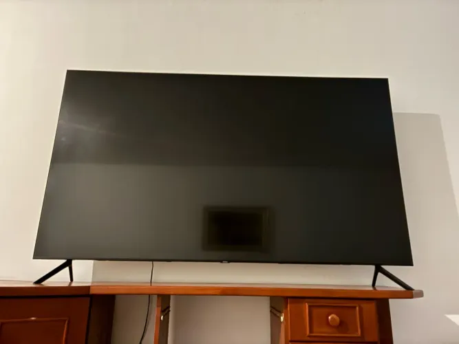 TV Samsung 82 Polegadas 4K Crystal UHD UN82TU8000G - PARA CONSERTO / RETIRADA DE PEÇAS