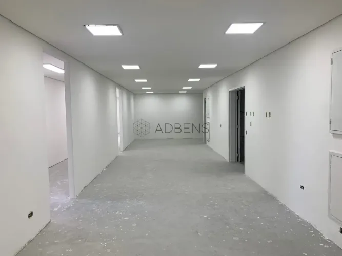 Andar corporativo para locação, 415,93 m², 7 vagas, Av. das Nações Unicas, Ponte do Morumb