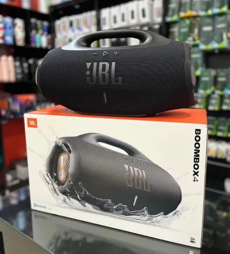 JBL Boombox 4