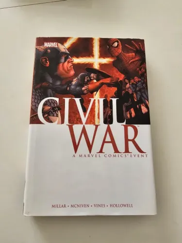 Civil War OHC - Mark Millar e Steve McNiven (Inglês)
