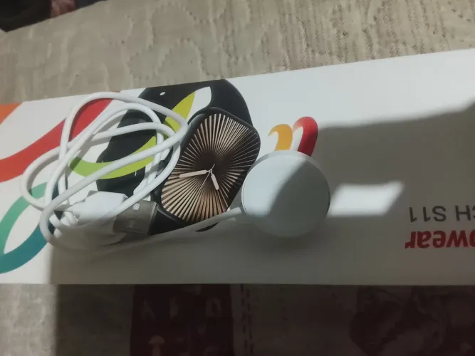 Vendo esse relógio smart watch s11 novinho tenho até a notinha fiscal