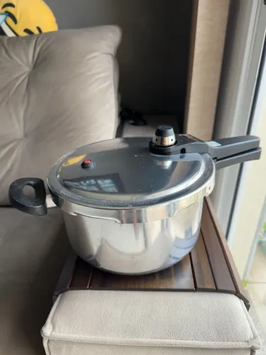 Panela de Pressão Nigro Eterna 4,5L