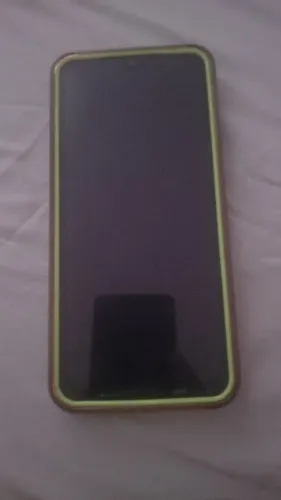 Celular funcionando. Só tem que trocar o alto falante 