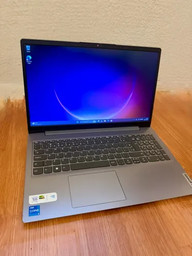 Notebook Lenovo i5 de 11 geração
