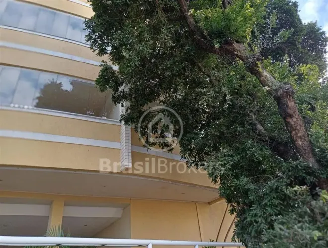 "Localização privilegiada, próximo a escolas, mercados e shoppings."