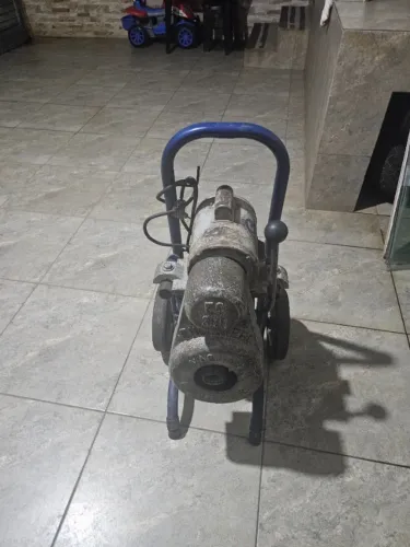 Maquina de desentopimento engesteel eg300