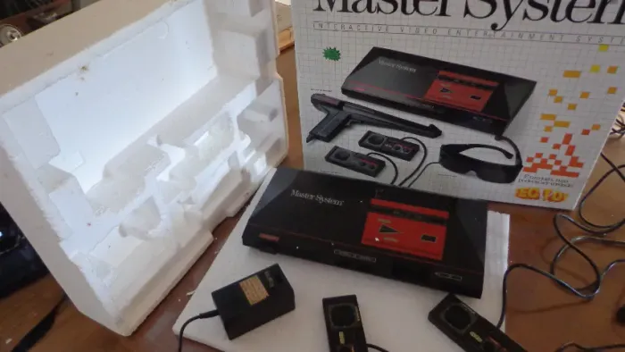 Master System 1 Na Caixa Completo Sega Tectoy (Usado)