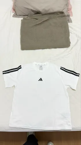 Camiseta adidas feminina 