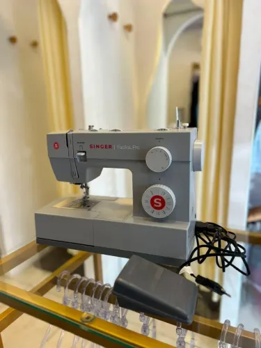 Singer pro 4423 nova na caixa 