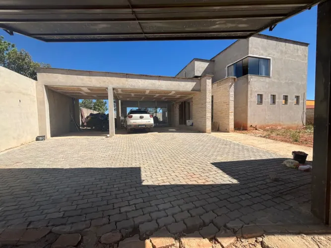 Vendo casa de alto padrão em fase de acabamento