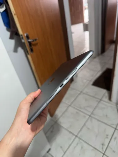 IPad 7 Seminovo