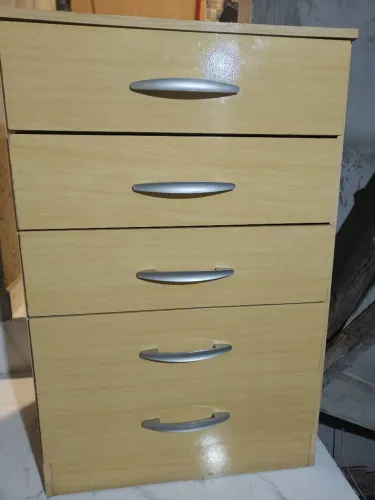 cômoda 5 gavetas