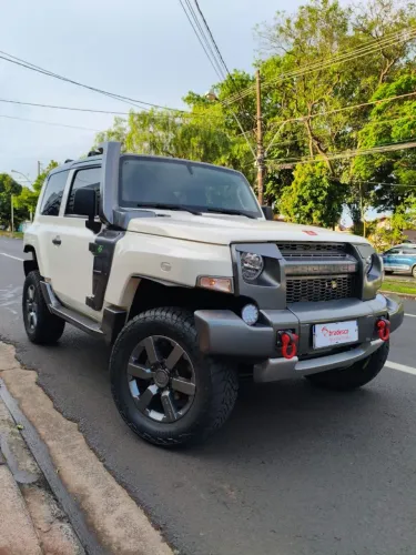 Troller T-4 4X4 3.2 20V TDI Cap. Rígida Diesel 2016
