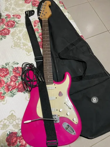 Guitarra a venda