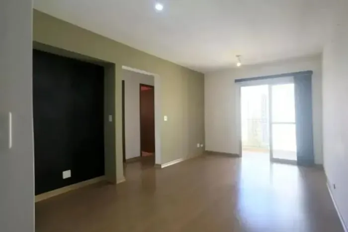 Apto para alugar em Pinheiros SP com 02 dormitórios sem MOBILIA, prox. ao Hospital das Cli