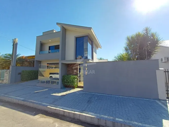 CASA RESIDENCIAL em JARAGUÁ DO SUL - SC, AMIZADE