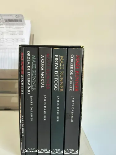 Box livros MAZE RUNNER