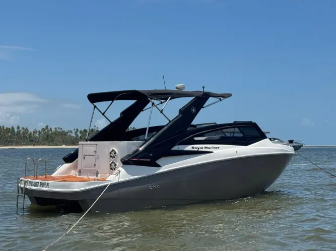 LANCHA ROYAL MARINER 280 - GRAN CABRIO - 2024 - 350 HP - APENAS 100 HORAS NA GARANTIA.