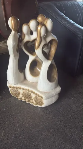 Escultura de decoração marfim