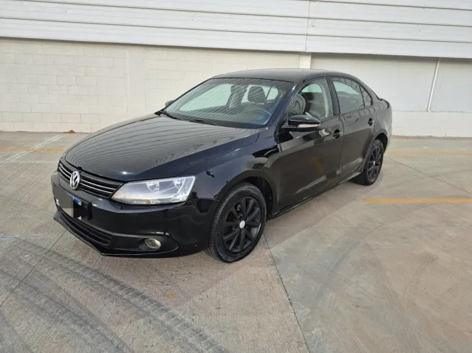 Volkswagen Jetta Comfortline 2.0 T.flex 8V 4P Tipt. 2013