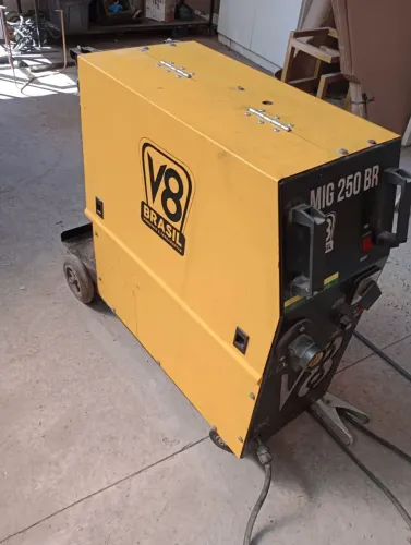 Máquina solda v8 mono 250 amp