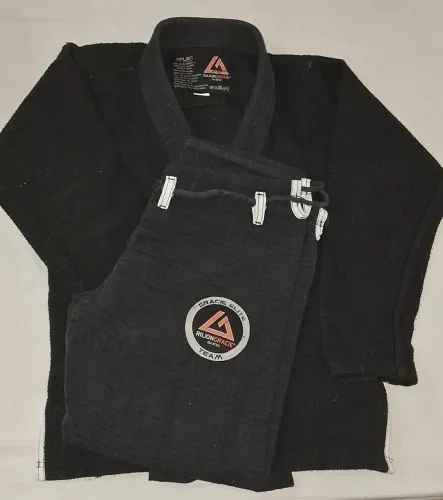 Kimono OPLON - Rilion Gracie 100% algodão/ 100% Cotton alta resistência fabricado Brasil.