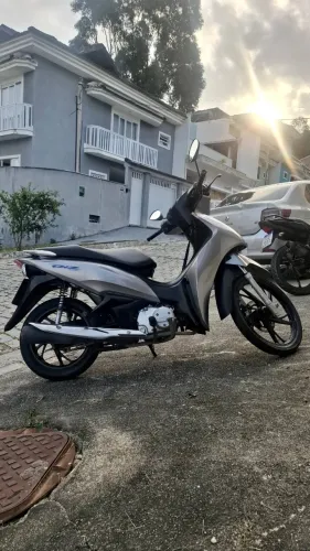 Honda biz 125 ano 2021 R$12.900,00