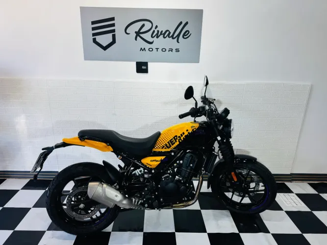 ROYAL ENFIELD GUERRILLA 450