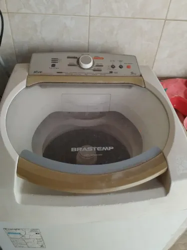 Maquiagem de lavar para retirar peças