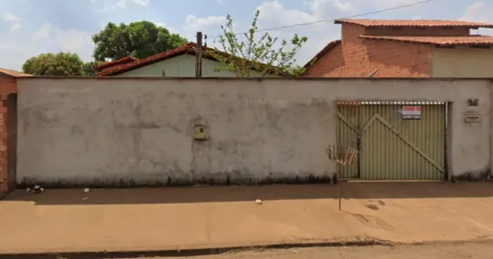 vende uma Casa arejada