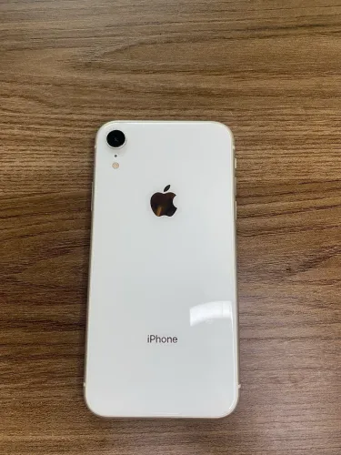 iPhone XR 64 GB - Muito Conservado