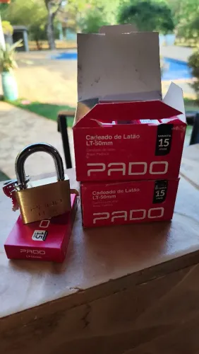 Cadeado de latão, marca Pado, 50mm, 2 chaves, Novo
