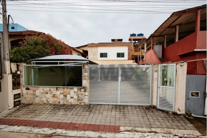 CASA DE ALTO PADRÃO A APENAS 300 METROS DA PRAIA EM ITAIPAVA
