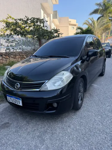 Nissan Tiida SL 1.8/1.8 Flex 16V Mec. 2011