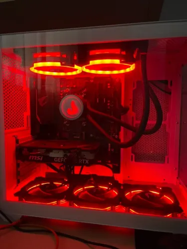 PC Gamer Ryzen 7 5700X3D + RTX 4060