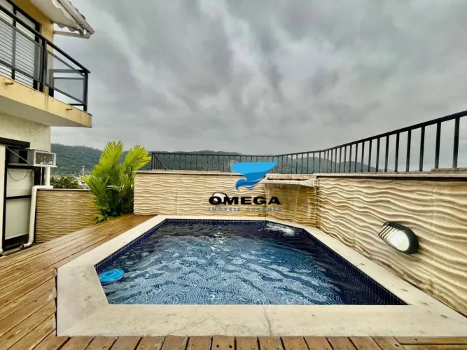 Cobertura à venda na praia da Enseada em Guarujá | Omega Imóveis