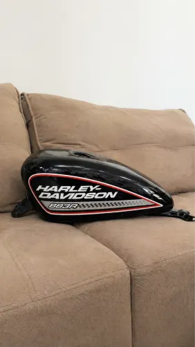 Tanque Harley Davidson 883R original 