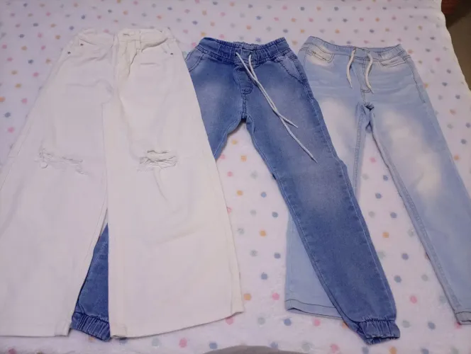 Combo calças jeans infantis Tam 6 e 8 