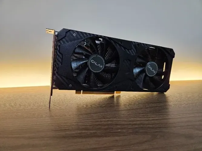 Placa de vídeo RTX 3060 Galax 1-Click - Usada em Excelente Estado!