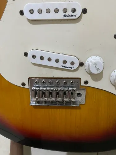 Guitarra Strinberg