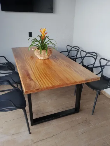 Mesa de madeira