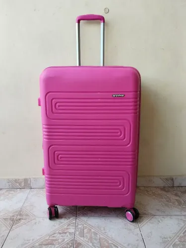 Mala de viagem grande (rosa) semi nova 30kg
