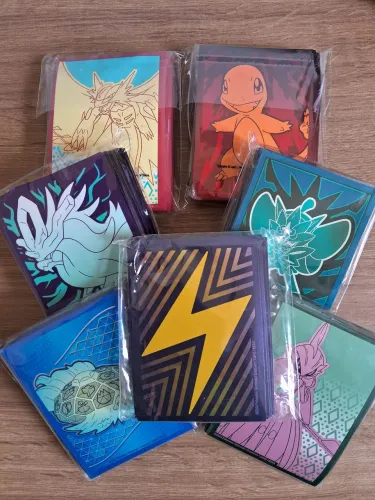 Conjuntos de Sleeves Pokémon TCG