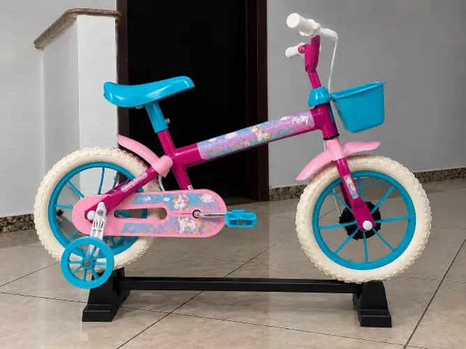 Bicicleta aro 12 nova na caixa..