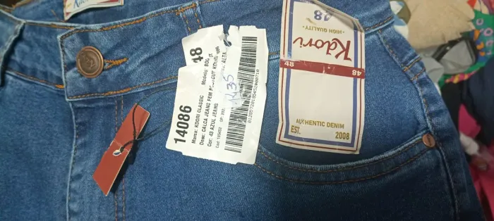 Calça jeans nova