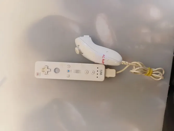 Controle Wii Remote Original Funcionando Completo + Nunchuk Original com Mau Contato