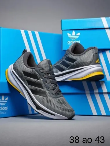 Adidas supernova
