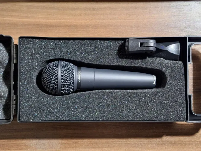 Microfone Behringer XM8500 Novo
