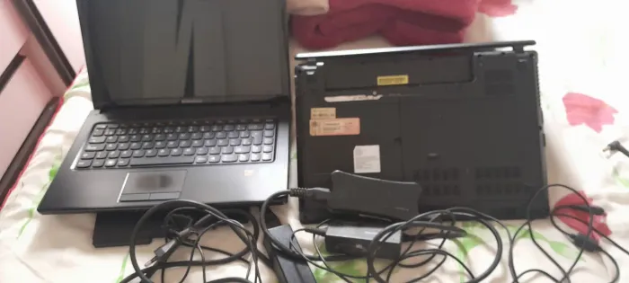 2 Notebook Lenovo modelo 20080 para conserto ou peças